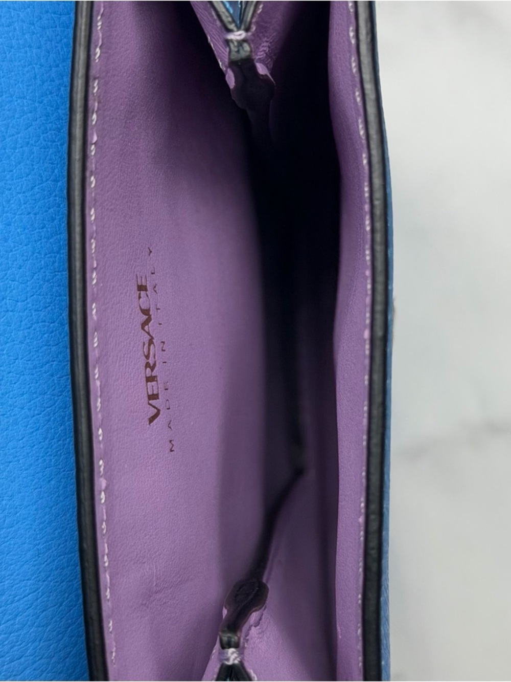 Versace La Medusa Leather Phone Crossbody Bag Blue Chain Strap Card Holder Italy - Picture 14 of 16